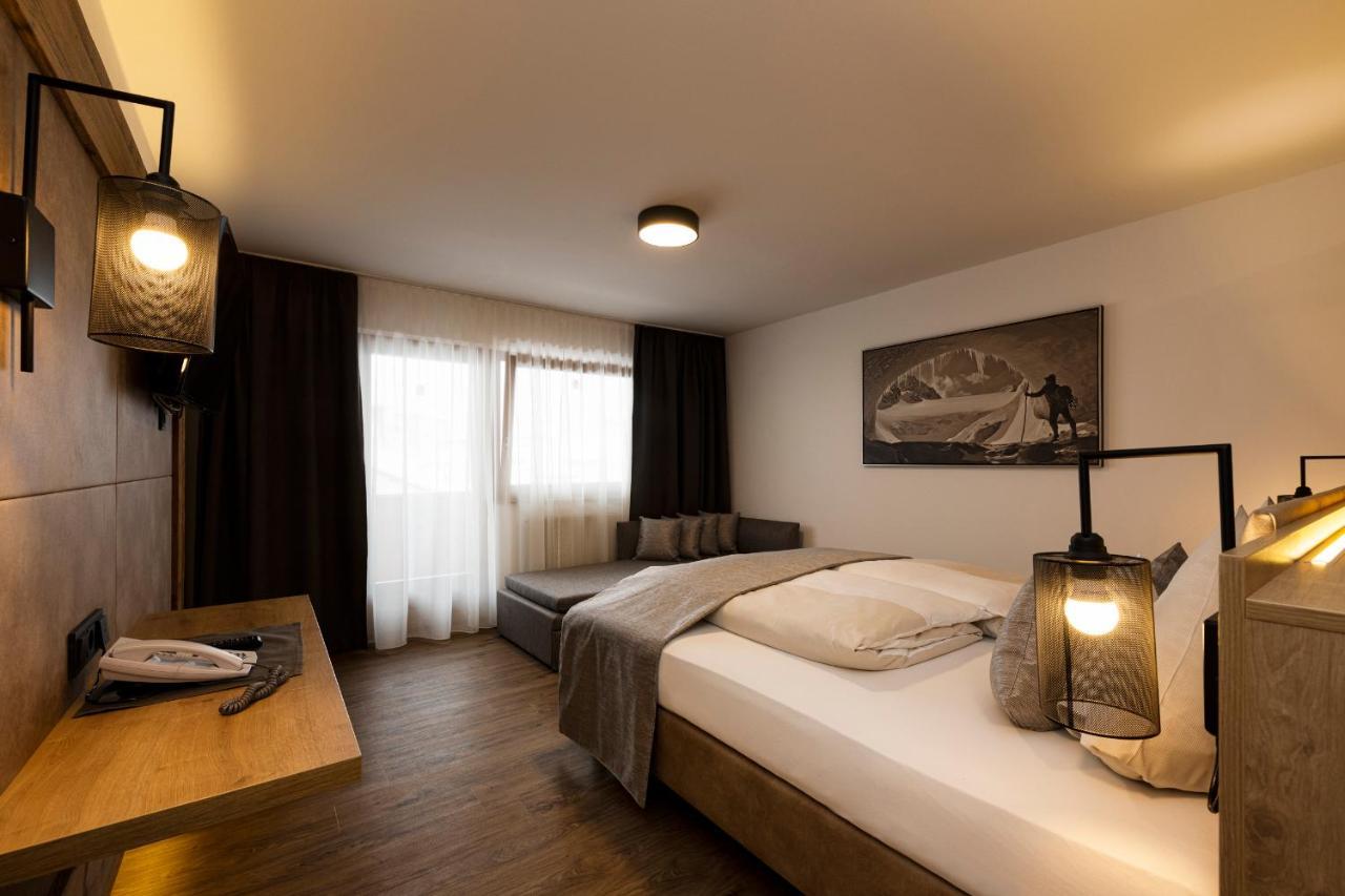 Hotel Brugger Fulpmes Exterior photo